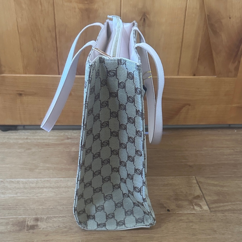 Bebe Serena Beige & Light pale Pink Patterned Tote new w tag silver logo zipper - Picture 9 of 11